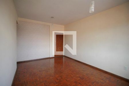 Sala de apartamento à venda com 3 quartos, 81m² em Santa Efigênia, Belo Horizonte