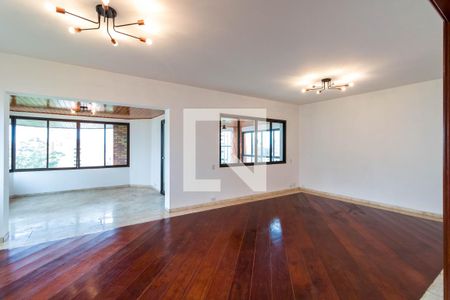 Sala de apartamento para alugar com 4 quartos, 236m² em Vila Suzana, São Paulo