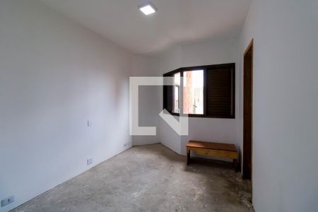 Quarto 1 de apartamento para alugar com 4 quartos, 236m² em Vila Suzana, São Paulo