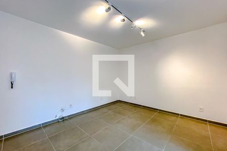 Studio para alugar com 31m², 1 quarto e sem vagaSala/Quarto