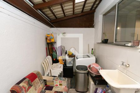 Área Privativa da Sala e Serviços de apartamento à venda com 2 quartos, 68m² em Fonte Grande, Contagem