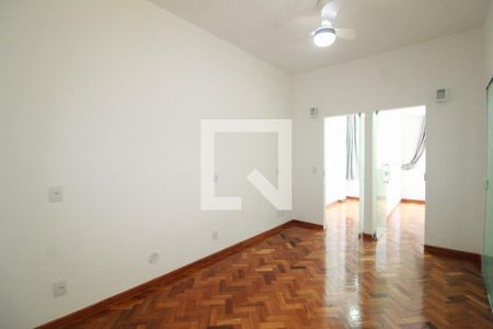 Sala de apartamento para alugar com 2 quartos, 40m² em Copacabana, Rio de Janeiro