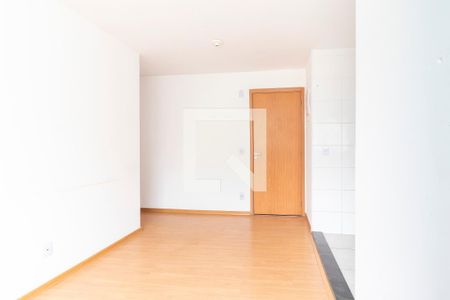 Sala de apartamento para alugar com 2 quartos, 44m² em Colônia (zona Leste), São Paulo