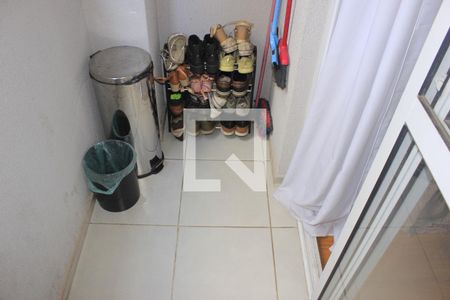 Varanda de apartamento à venda com 1 quarto, 30m² em Vila das Bandeiras, Guarulhos