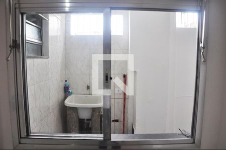 Detalhe - Vista da Sala de casa para alugar com 2 quartos, 60m² em Parque Itaberaba, São Paulo