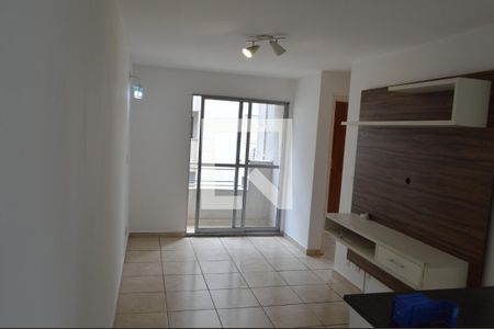 Sala  de apartamento para alugar com 2 quartos, 60m² em Taquara, Rio de Janeiro