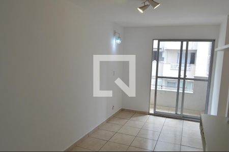 Sala de apartamento para alugar com 2 quartos, 60m² em Taquara, Rio de Janeiro