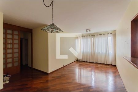 Apartamento para alugar com 108m², 3 quartos e 1 vagaSala