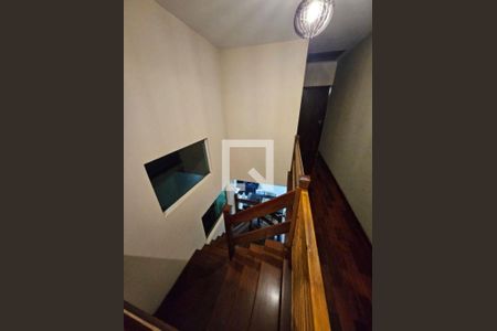 Casa à venda com 4 quartos, 199m² em Nova Petrópolis, São Bernardo do Campo