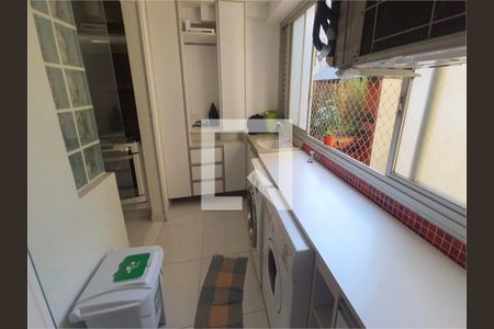 Apartamento à venda com 3 quartos, 132m² em Cerqueira César, São Paulo