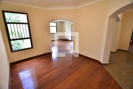 Sala 1 de apartamento para alugar com 4 quartos, 269m² em Cambuí, Campinas