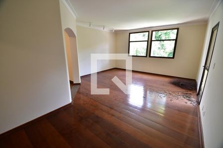 Sala 1 de apartamento para alugar com 4 quartos, 269m² em Cambuí, Campinas