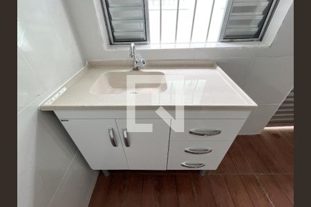 Cozinha de apartamento para alugar com 1 quarto, 20m² em Freguesia do Ó, São Paulo