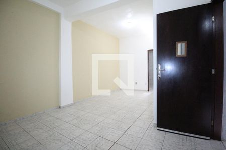 Sala de casa para alugar com 3 quartos, 67m² em Pau Miúdo, Salvador