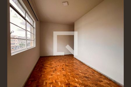 Sala de apartamento à venda com 3 quartos, 95m² em Nova Suíça, Belo Horizonte