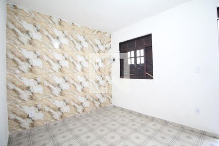 Sala de casa para alugar com 4 quartos, 85m² em Pau Miúdo, Salvador