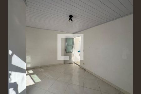 Quarto de casa à venda com 5 quartos, 149m² em Vila Santa Virginia, São Paulo