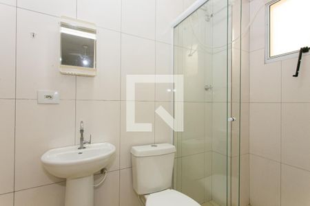 Banheiro de kitnet/studio para alugar com 1 quarto, 22m² em Vila Prudente, São Paulo