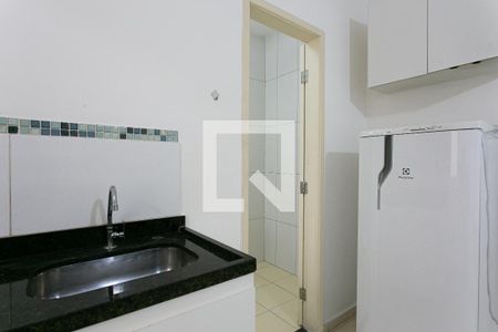 Cozinha de kitnet/studio para alugar com 1 quarto, 22m² em Vila Prudente, São Paulo