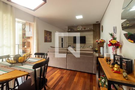 Sala de apartamento para alugar com 3 quartos, 90m² em Jardim Petropolis, Cotia