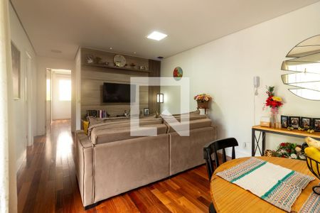 Sala de apartamento para alugar com 3 quartos, 90m² em Jardim Petropolis, Cotia