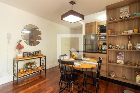 Sala de apartamento para alugar com 3 quartos, 90m² em Jardim Petropolis, Cotia