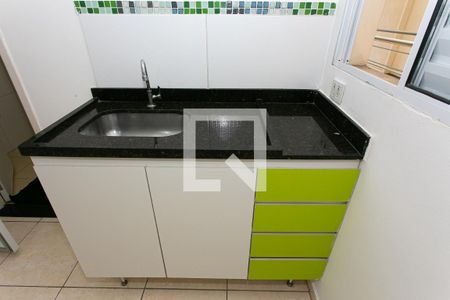 Cozinha de kitnet/studio para alugar com 1 quarto, 22m² em Vila Prudente, São Paulo