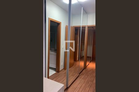 Corredor de apartamento à venda com 3 quartos, 103m² em Vale do Sereno, Nova Lima