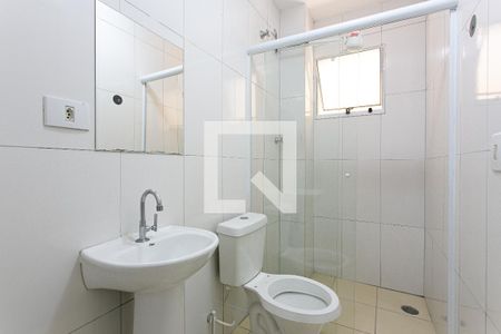 Banheiro de kitnet/studio para alugar com 1 quarto, 22m² em Vila Prudente, São Paulo