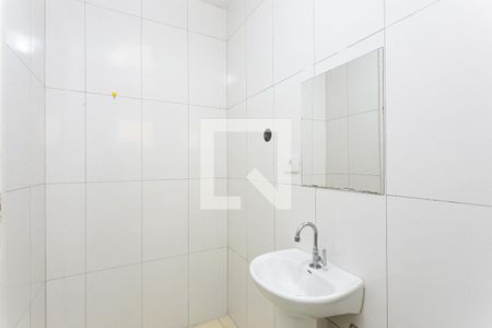 Banheiro de kitnet/studio para alugar com 1 quarto, 22m² em Vila Prudente, São Paulo