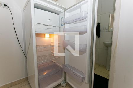 Cozinha - Geladeira de kitnet/studio para alugar com 1 quarto, 22m² em Vila Prudente, São Paulo