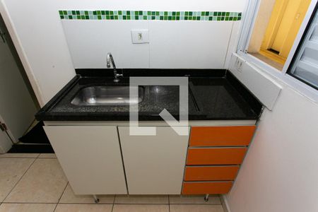 Cozinha de kitnet/studio para alugar com 1 quarto, 22m² em Vila Prudente, São Paulo