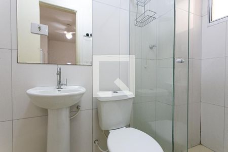 Banheiro de kitnet/studio para alugar com 1 quarto, 22m² em Vila Prudente, São Paulo