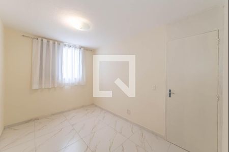 Quarto 1 de apartamento para alugar com 2 quartos, 50m² em Vila Campestre, São Paulo