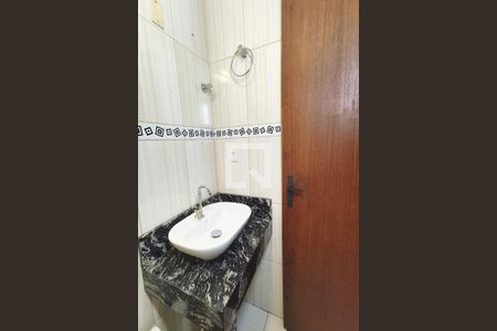 Banheiro de apartamento à venda com 1 quarto, 51m² em Centro, São Leopoldo