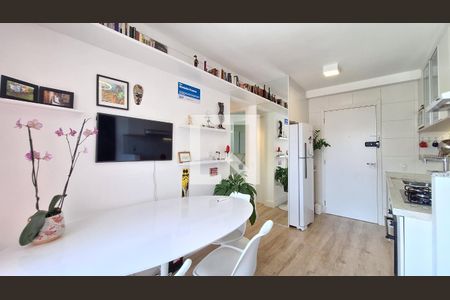 Sala de apartamento para alugar com 2 quartos, 37m² em Bom Retiro, São Paulo