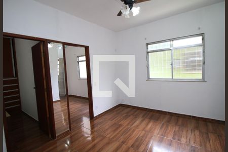 Sala de casa para alugar com 4 quartos, 90m² em Brás de Pina, Rio de Janeiro