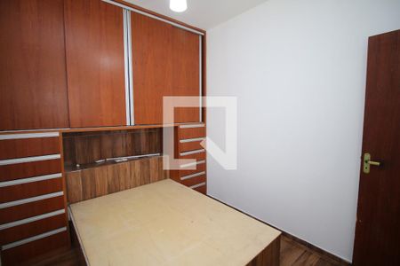 Quarto 1 de casa para alugar com 4 quartos, 90m² em Brás de Pina, Rio de Janeiro