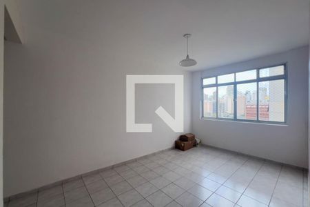 Sala de apartamento para alugar com 1 quarto, 56m² em Liberdade, São Paulo