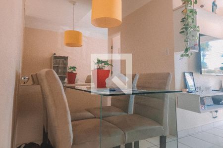 Sala de apartamento para alugar com 2 quartos, 45m² em Jardim das Margaridas, Salvador