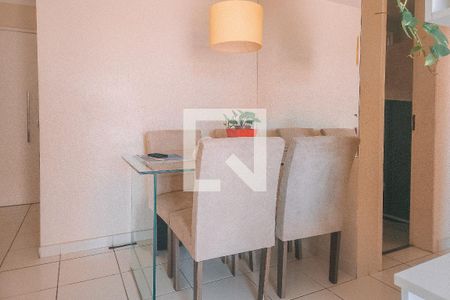 Sala de apartamento para alugar com 2 quartos, 45m² em Jardim das Margaridas, Salvador