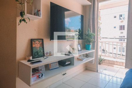 Sala de apartamento para alugar com 2 quartos, 45m² em Jardim das Margaridas, Salvador