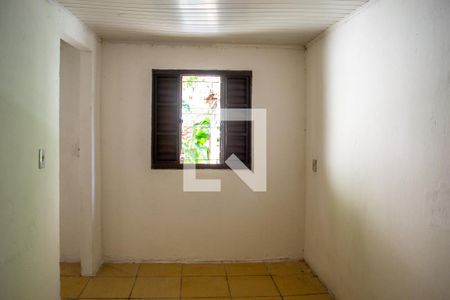 Quarto de casa para alugar com 1 quarto, 35m² em Nonoai, Porto Alegre