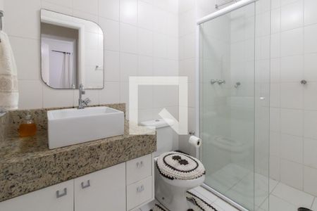 Banheiro de apartamento à venda com 2 quartos, 65m² em Vila Augusta, Guarulhos