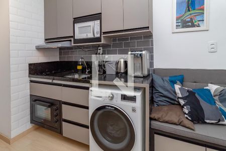 Cozinha de apartamento para alugar com 1 quarto, 32m² em Perdizes, São Paulo