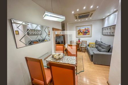 Apartamento à venda com 57m², 2 quartos e sem vagaSala