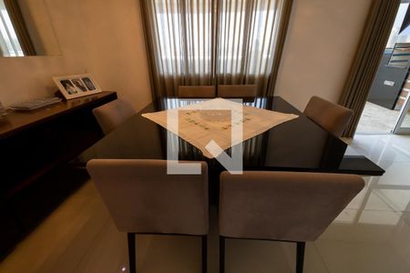 Apartamento para alugar com 3 quartos, 156m² em Jardim Avelino, São Paulo