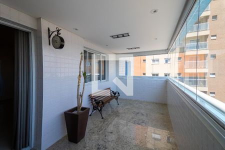 Apartamento para alugar com 3 quartos, 156m² em Jardim Avelino, São Paulo