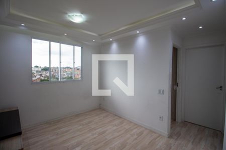 Sala de apartamento para alugar com 2 quartos, 40m² em Itaim Paulista, São Paulo