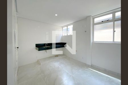 Cozinha de apartamento à venda com 3 quartos, 140m² em Calafate, Belo Horizonte